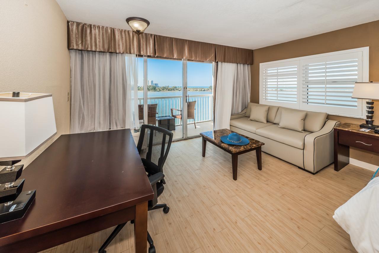 Dreamview Beachfront Hotel & Resort Clearwater Beach Exterior photo